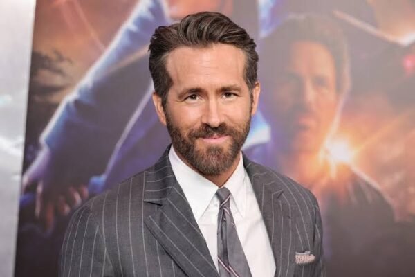Ryan Reynolds biography, movies, career, awards and upcoming projects